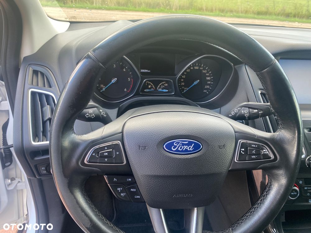 Ford Focus - 10