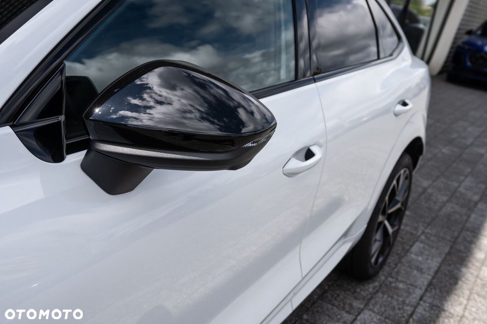 Audi Q3 Sportback - 8