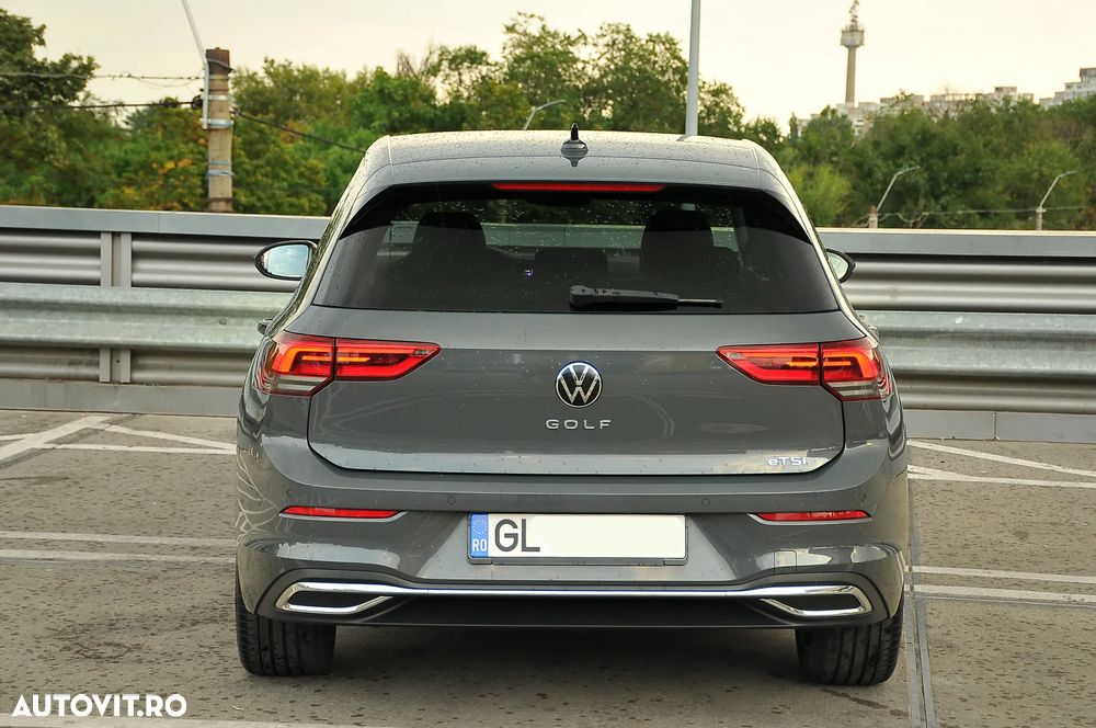 Volkswagen Golf 1.5 eTSI ACT DSG MHEV Style - 11