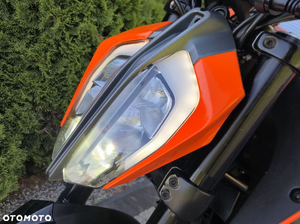 KTM Duke 125 - 23