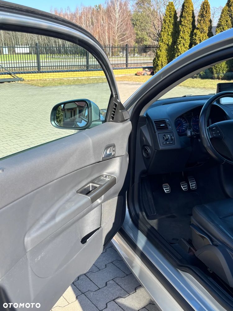 Volvo C30 D2 R-Design - 13