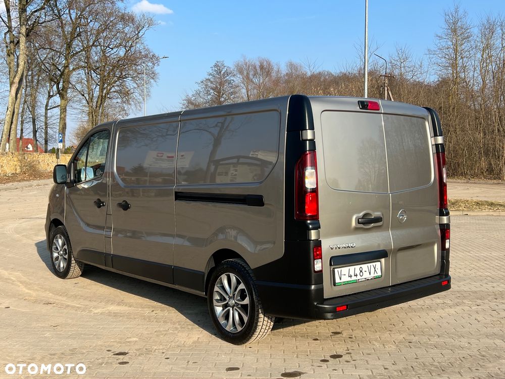 Opel Vivaro - 4