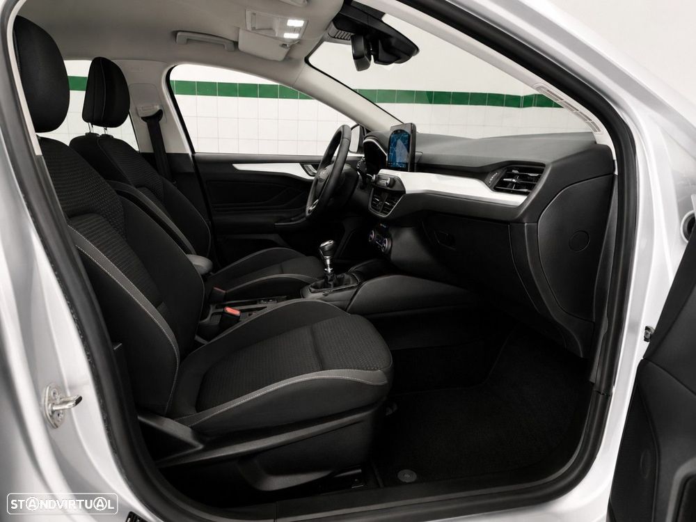 Ford Focus 1.5 TDCi ECOBlue Titanium - 10