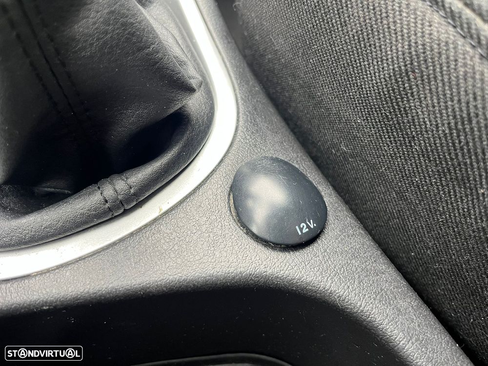 Peugeot 307 1.6 HDi Executive - 19