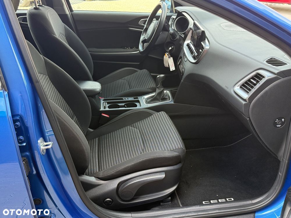 Kia Ceed 1.5 T-GDI L Business Line - 12