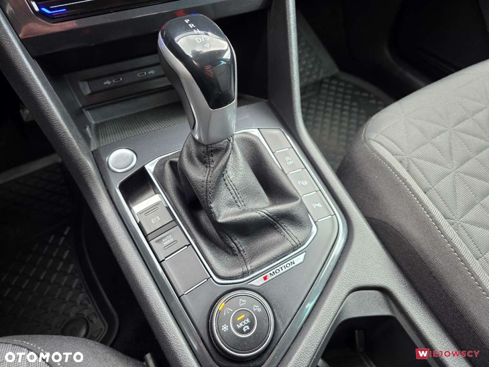 Volkswagen Tiguan - 22