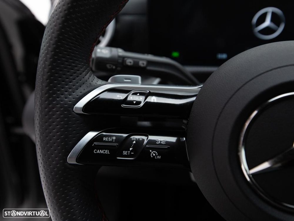 Mercedes-Benz A 200 7G-DCT AMG Line — fotografia 16