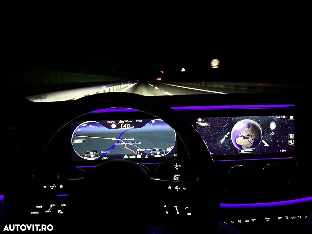 Mercedes-Benz E 300 4MATIC 9G-TRONIC AMG Line - 9