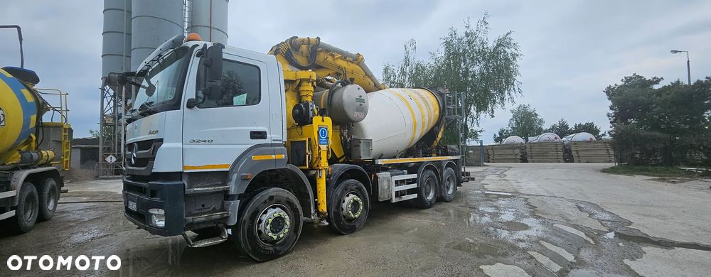 Mercedes-Benz AXOR 3240 - 4