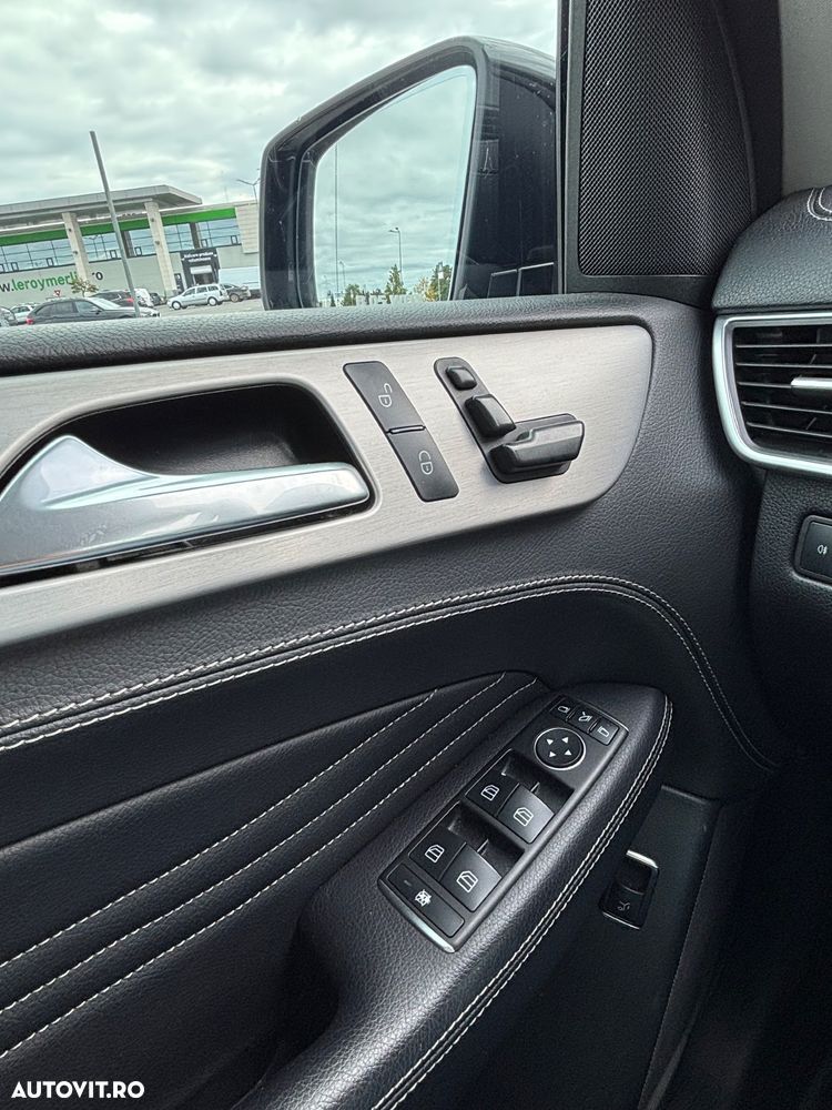 Mercedes-Benz ML 350 BlueTec 4MATIC Aut - 16