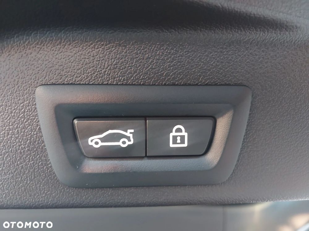 BMW X5 xDrive30d - 26