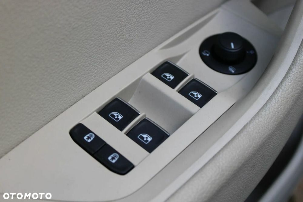 Skoda Superb 2.0 TSI 4x4 L&K DSG - 29