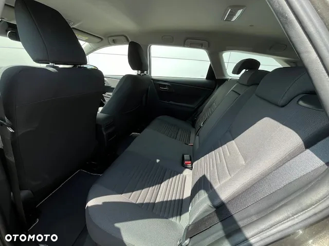 Toyota Auris Hybrid 135 Active - 16