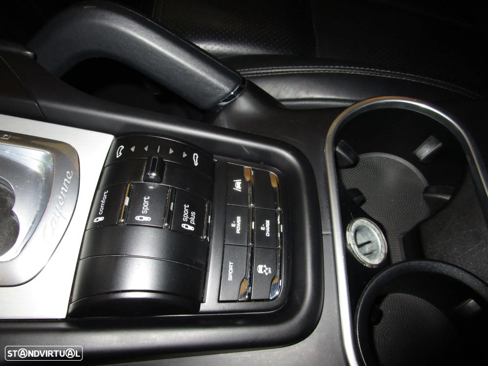 Porsche Cayenne S Tiptronic S - 26