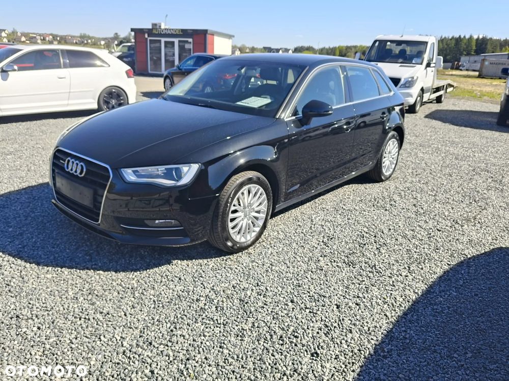 Audi A3 Sportback 1.6 TDI ultra Attraction