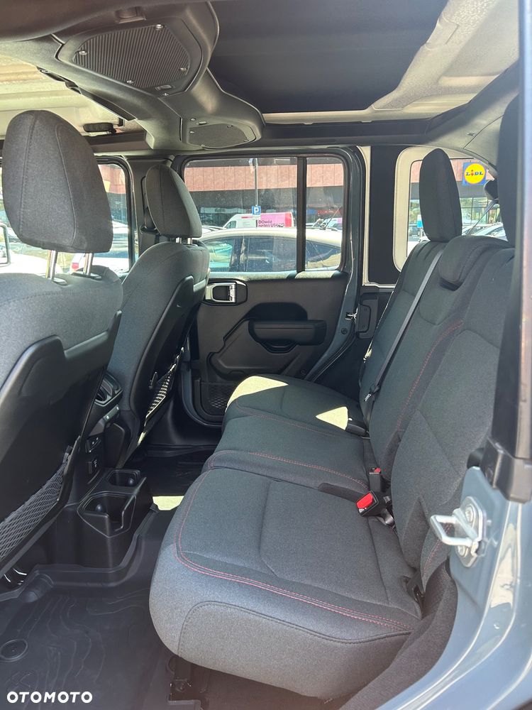 Jeep Wrangler Unlimited GME 2.0 Turbo Rubicon - 19