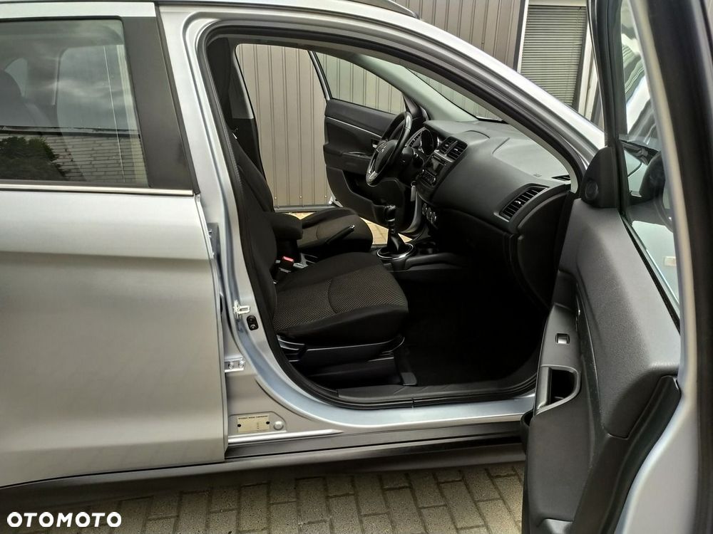 Mitsubishi ASX - 25