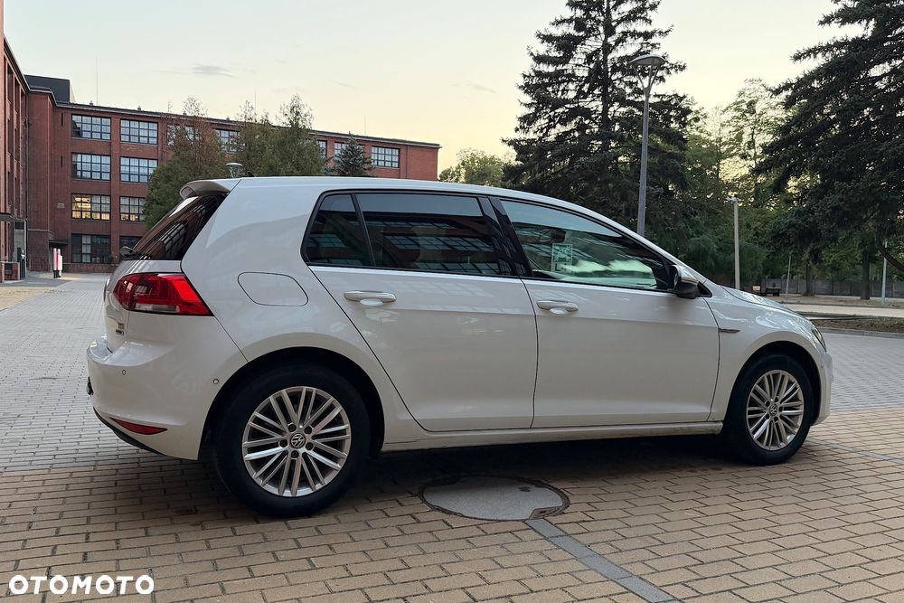 Volkswagen Golf 1.4 TSI BlueMotion Technology Cup - 8