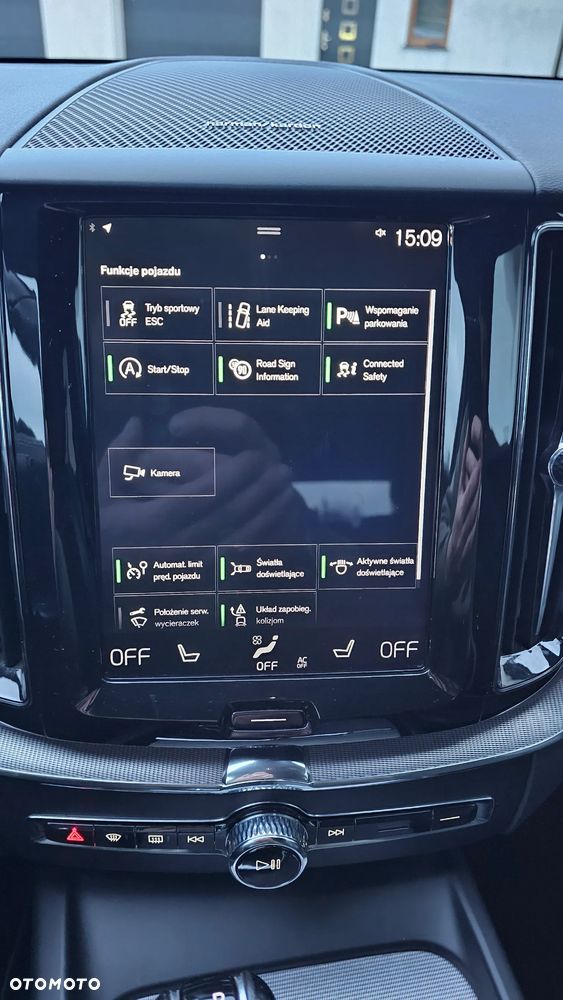 Volvo XC 60 D4 R-Design - 13