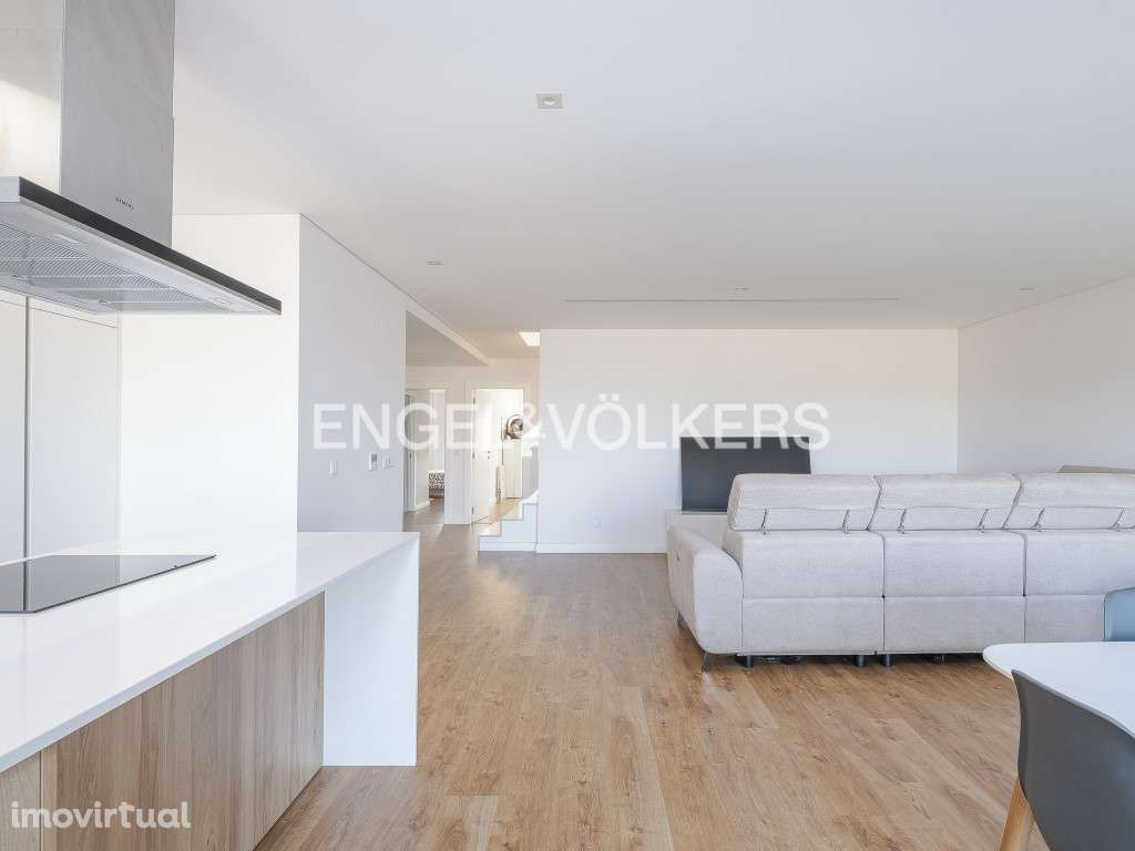 Duplex T3+1 em Prestigiada Urbanização no Montijo - Grande imagem: 4/46