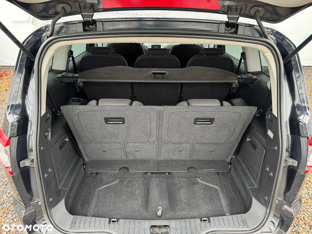 Ford S-Max 2.0 TDCi DPF Ambiente - 15