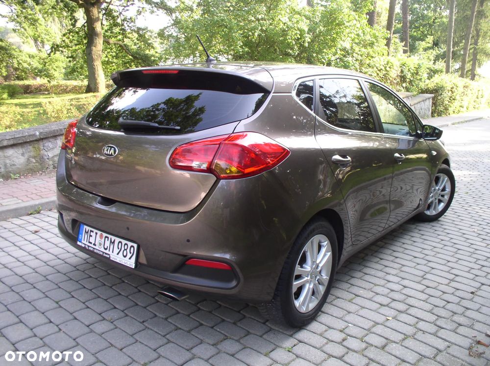 Kia Ceed 1.4 CVVT Attract Plus - 4