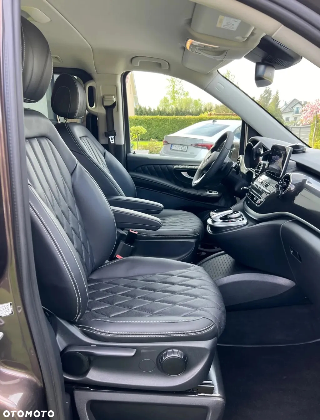 Mercedes-Benz Klasa V 220 CDI 7G-Tronic (d³ugi) - 14
