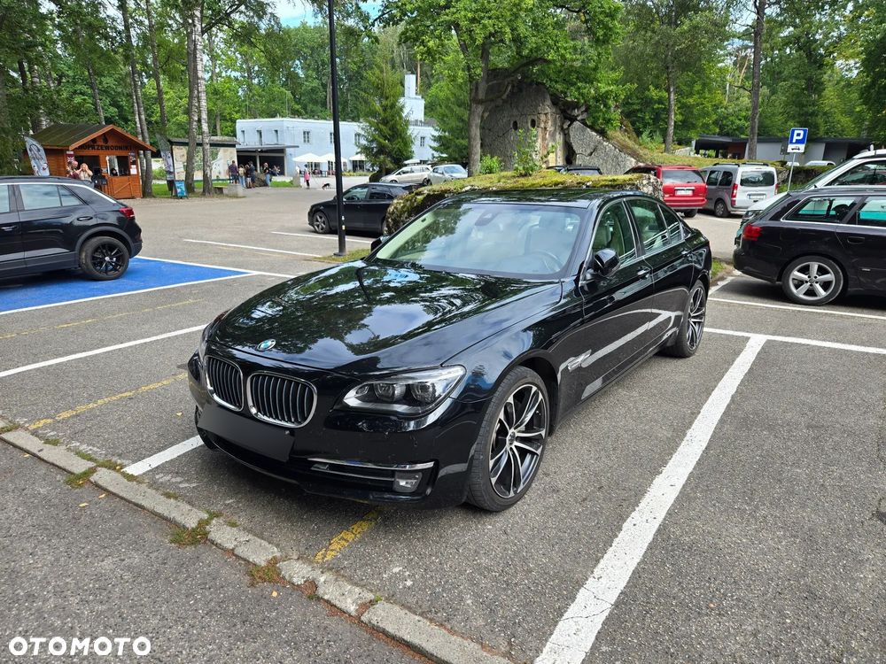 BMW Seria 7 740d xDrive - 4