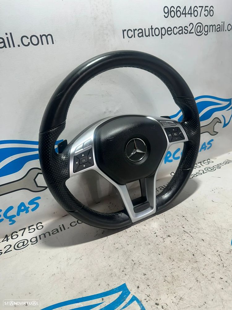 .Volante Guiador Pele Pele Perfurada Multifunções Comandos Patilhas Original AMG Mercedes Benz Flat Bottom W212 W204 C207 R172 - 1