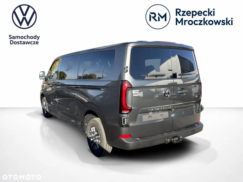 Volkswagen Caravelle - 8