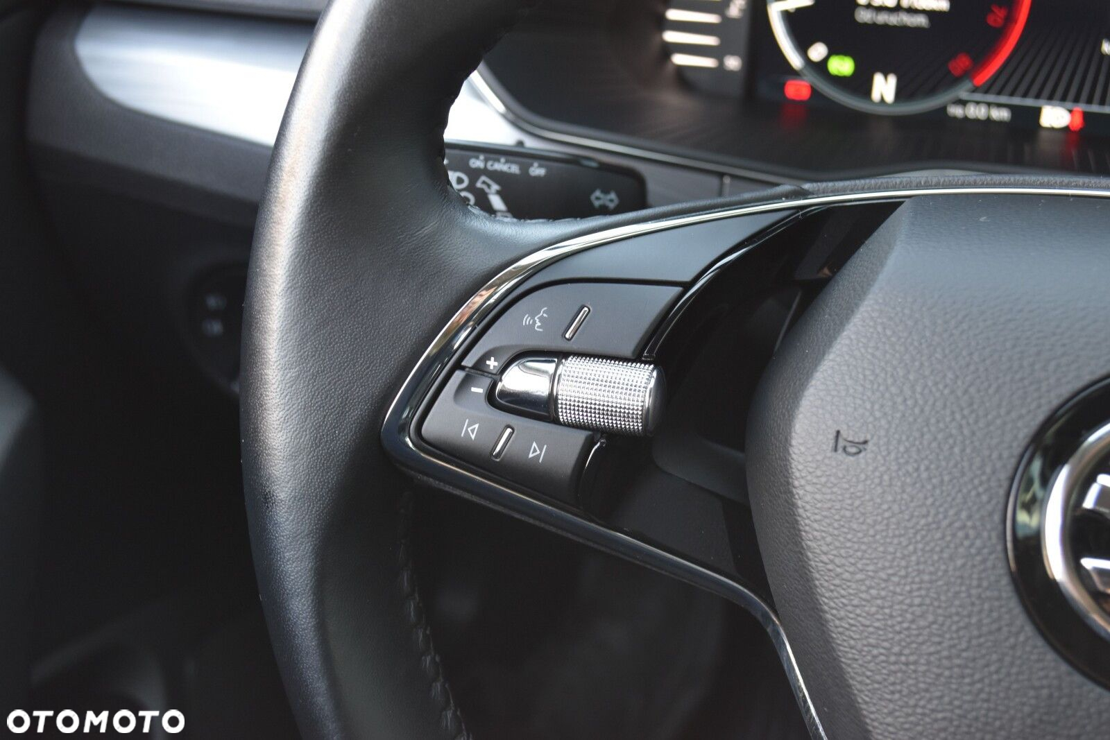 Skoda Superb 1.5 TSI Ambition DSG - 23