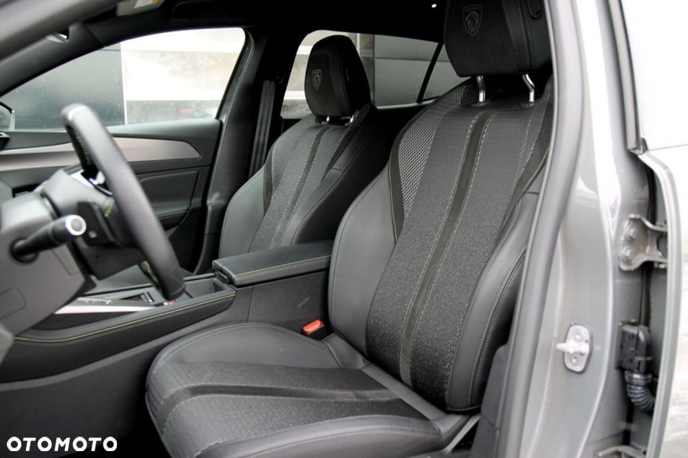 Peugeot 408 1.2 PureTech mHEV GT S&S e-DSC6 - 18