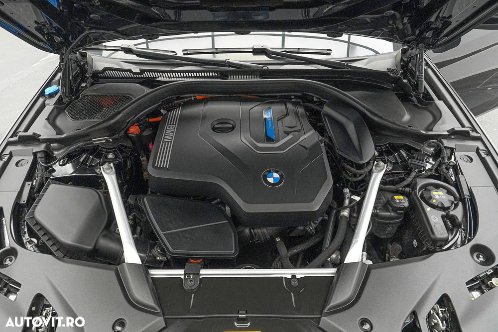BMW Seria 5 530e xDrive AT PHEV - 27