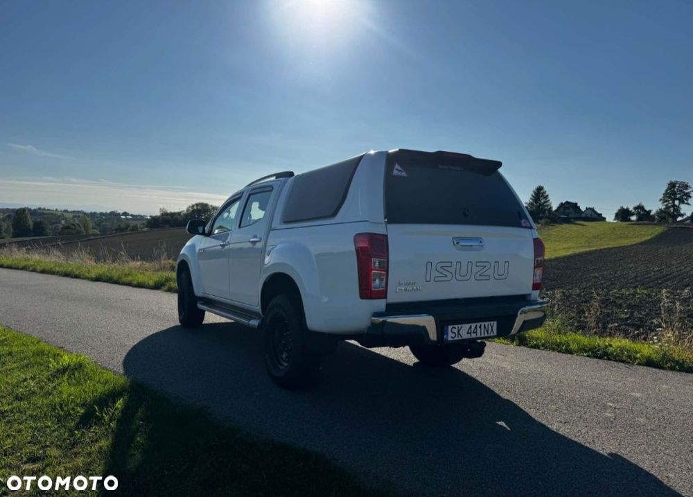 Isuzu D-Max - 8