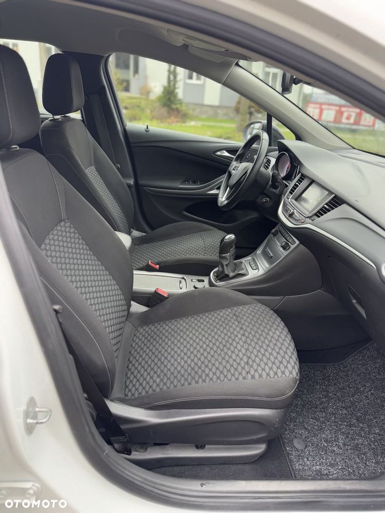 Opel Astra - 21