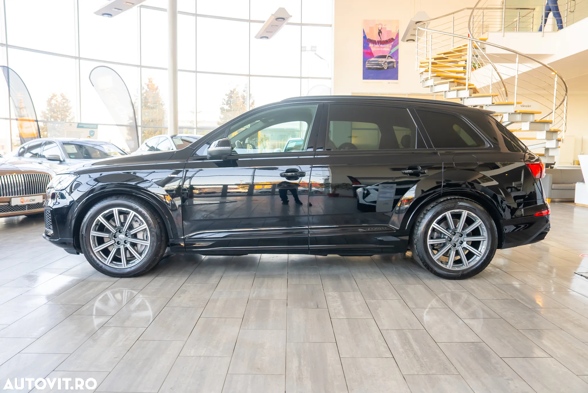 Audi Q7 55 TFSI e quattro Tiptronic PHEV S Line - 10