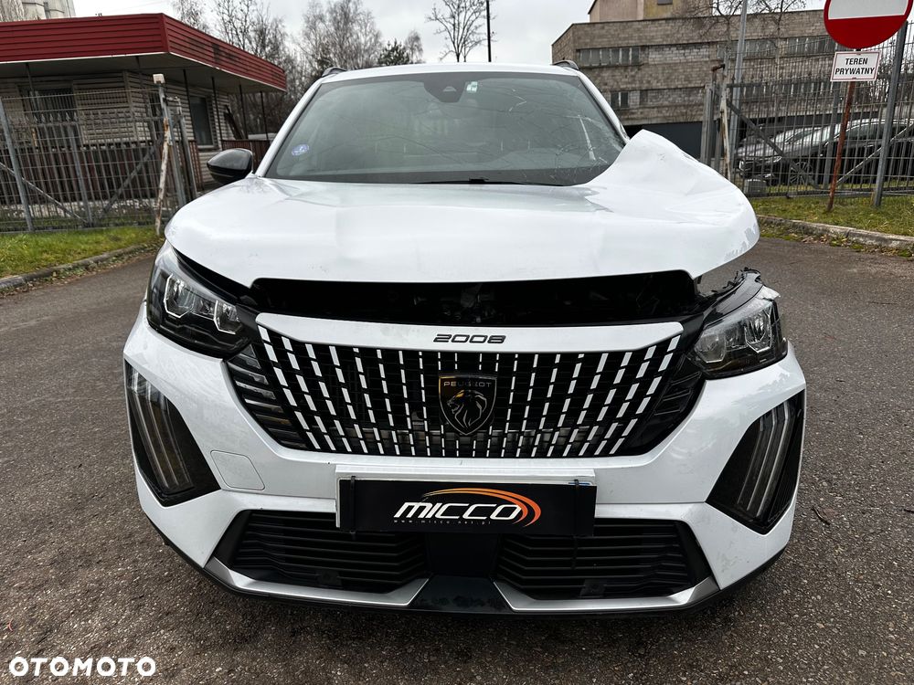 Peugeot 2008 - 8