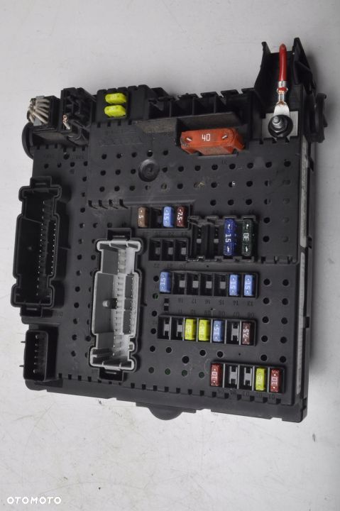 VOLVO XC90 SKRZYNKA BEZPIECZNIKÓW 31314469 - 1