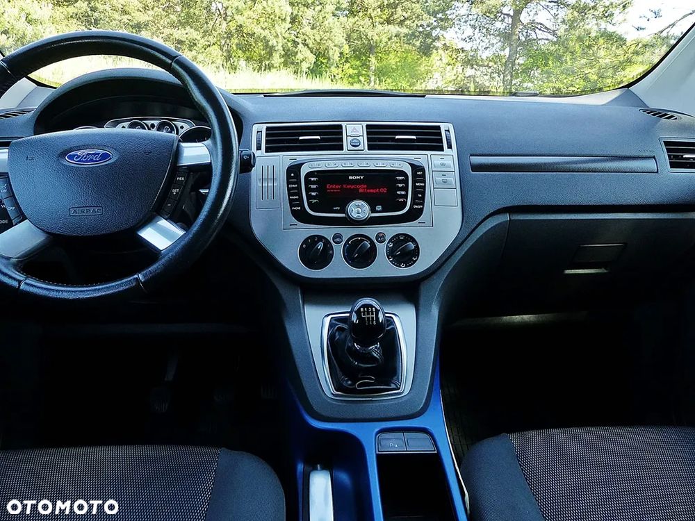 Ford Kuga 2.0 TDCi 4x4 Trend - 36