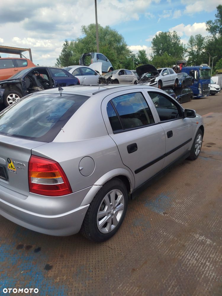 Opel Astra G na części. - 8