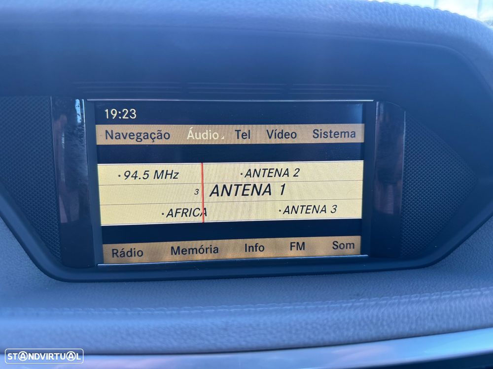 Mercedes-Benz E 200 CGI Elegance BlueEfficiency - 25