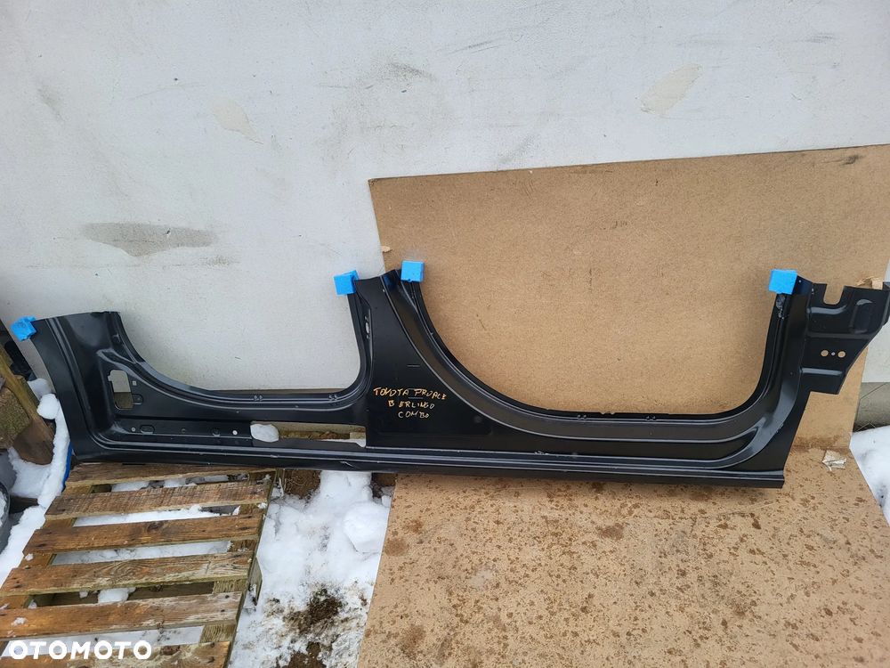 Prog prawy poszycie Toyota Proace City Berlingo Combo - 1