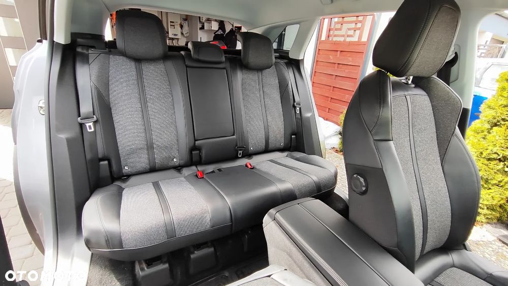 Peugeot 3008 1.5 BlueHDi Allure S&S EAT8 - 35