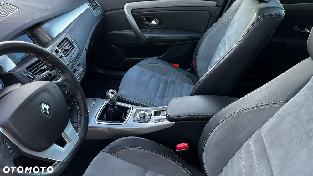 Renault Laguna 2.0 DCi FAP GT - 22