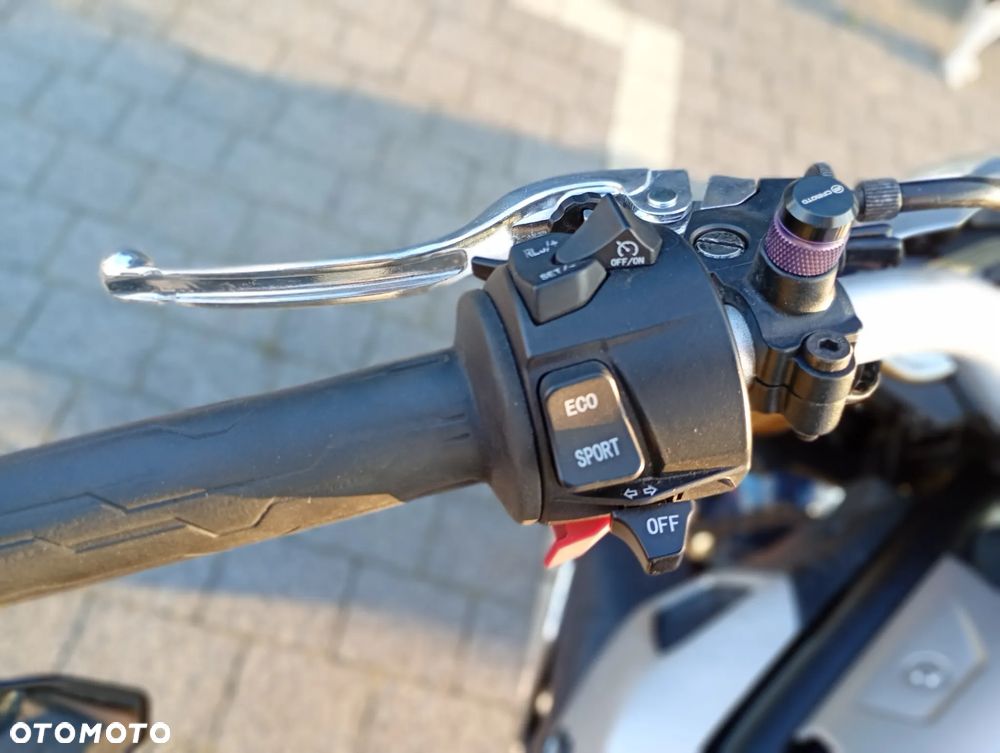 CFMoto 700CL-X Heritage - 11