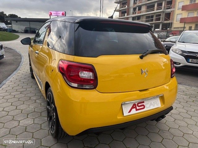 Citroën DS3 1.6 HDi Airdream Sport Chic - 22