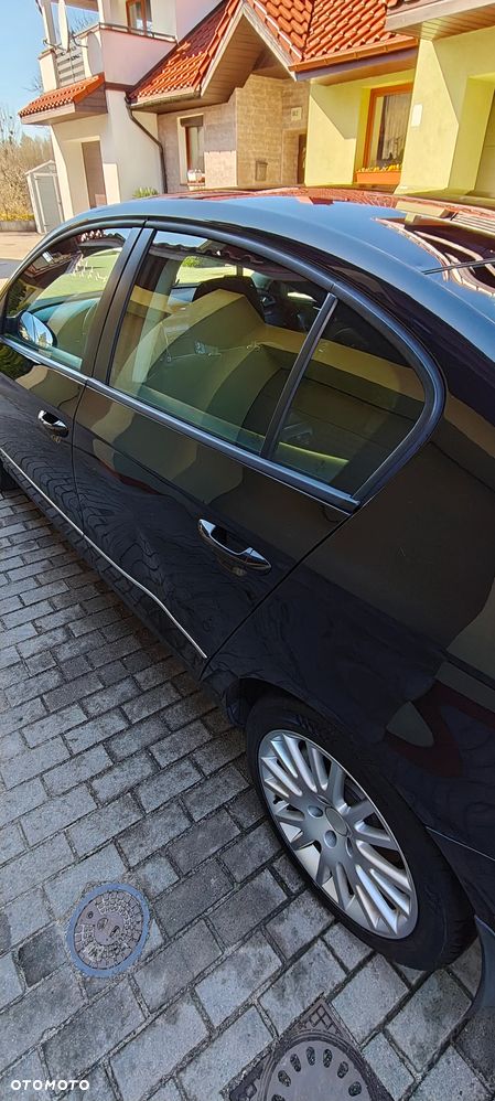 Volkswagen Passat 1.9 TDI Trendline - 10