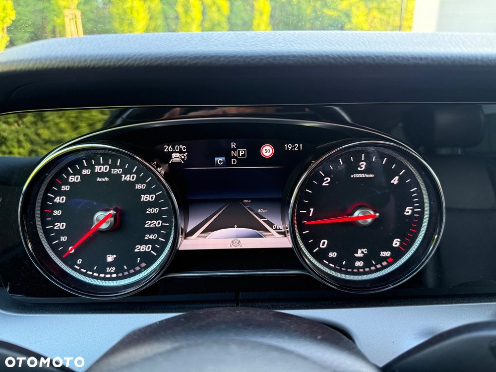 Mercedes-Benz Klasa E 300 d 9G-TRONIC Exclusive - 15