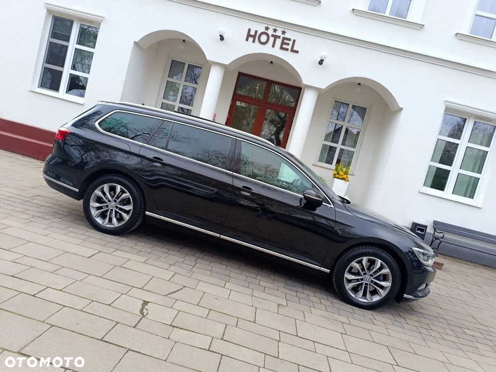 Volkswagen Passat 2.0 TDI (BlueMotion Technology) Highline - 12