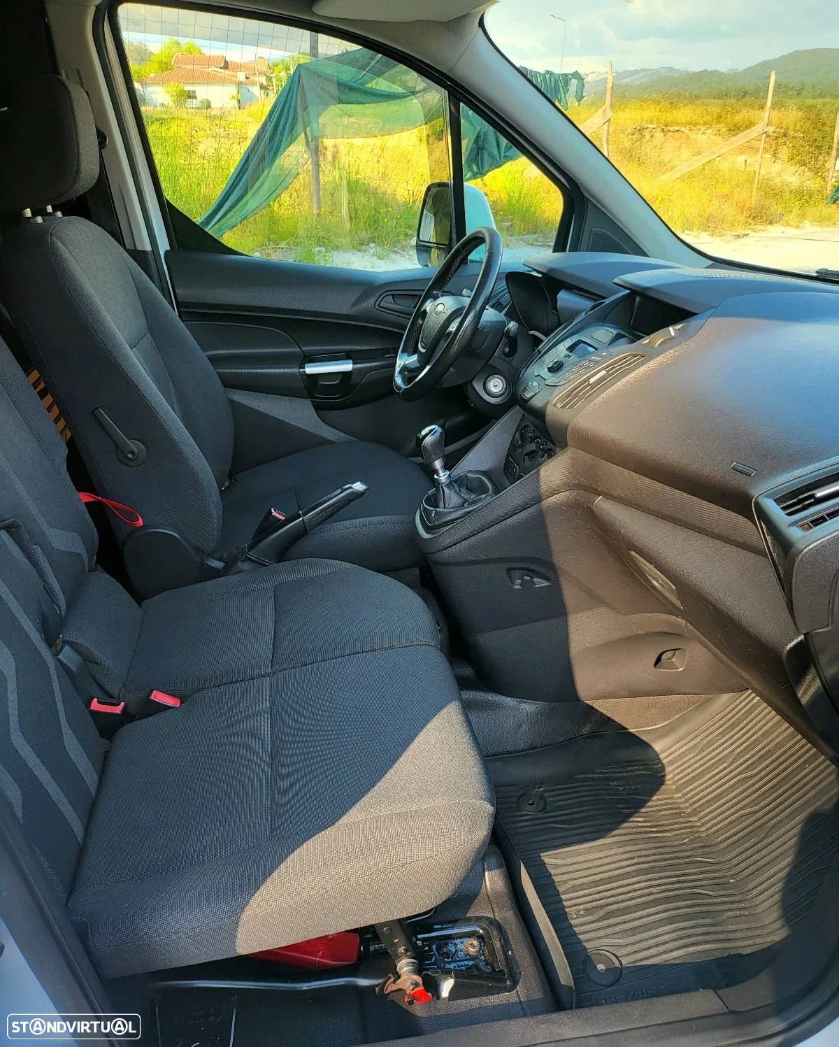 Ford Transit Connect 1.5 tdci Sport 3 lugares - 11